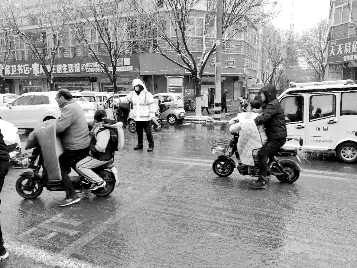 微信图片_20210301交警095958.jpg
