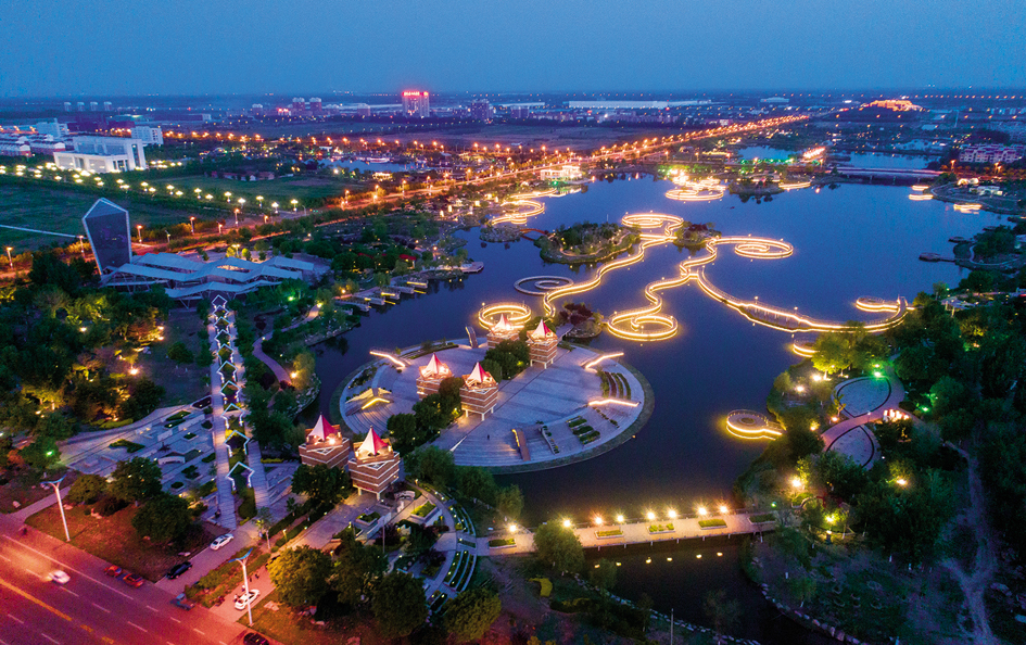 惠民湖日夜图 (2).jpg